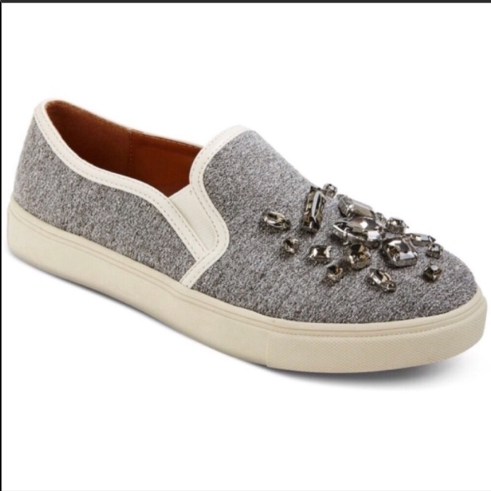Mossimo Size 9 Gray Rhinestone sneakers